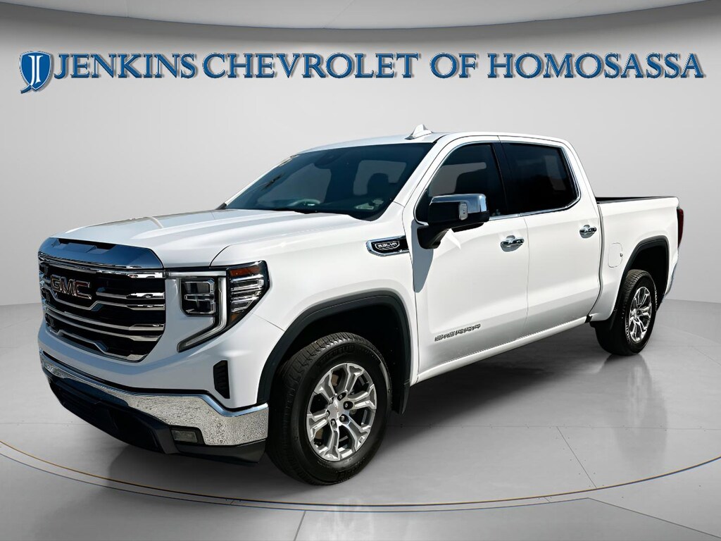 Used 2025 GMC Sierra 1500 SLT 2WD Crew Cab 147 SLT