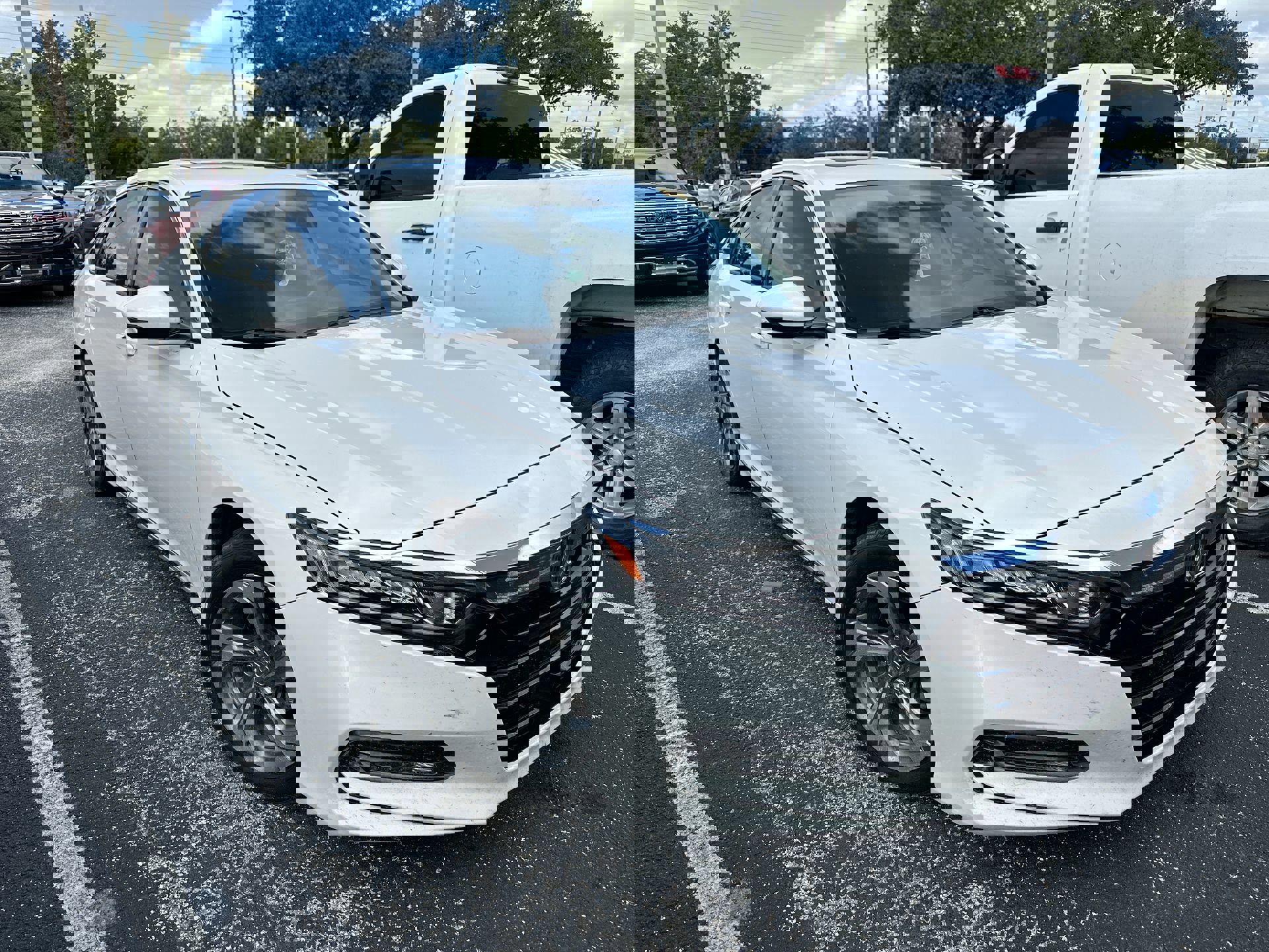 2018 Honda Accord EX-L 1.5T photo 3
