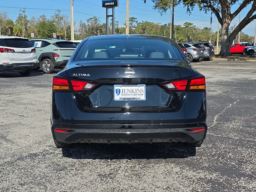 Used 2023 Nissan Altima 2.5 S Sedan
