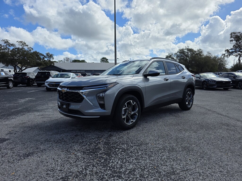 New 2026 Chevrolet Trax LT FWD LT