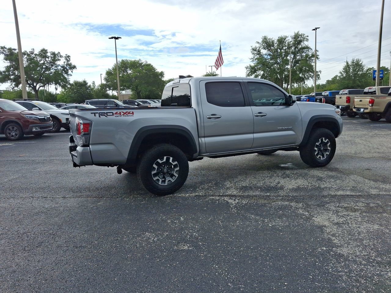 2023 Toyota Tacoma TRD Off-Road V6 4x4 photo 4