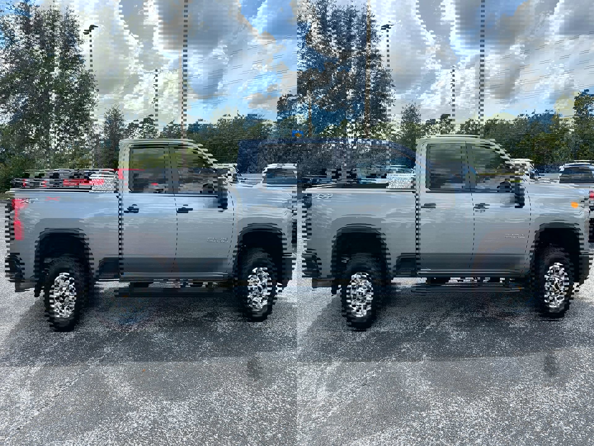 2024 Chevrolet Silverado 2500HD Work Truck photo 2