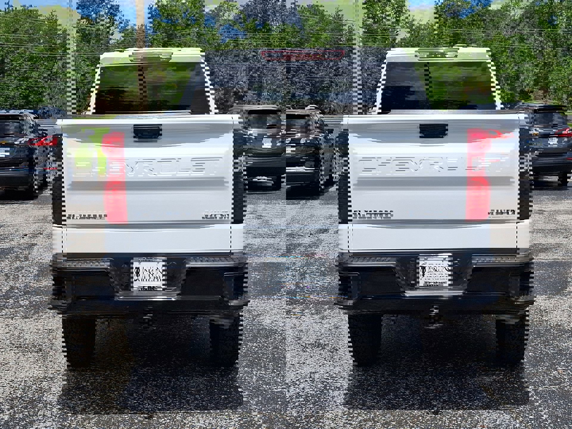 2024 Chevrolet Silverado 1500 Custom Trail Boss photo 4