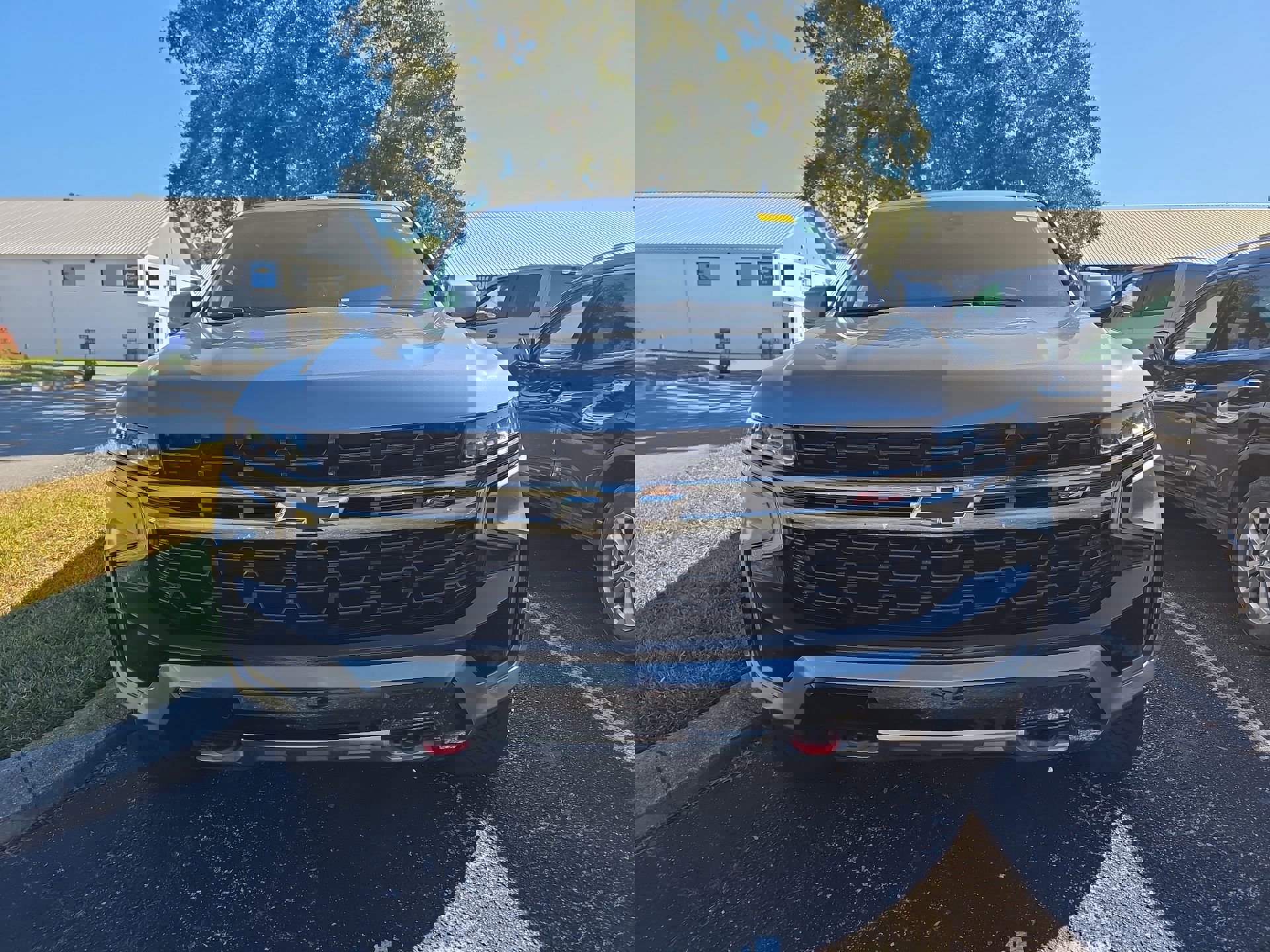 2022 Chevrolet Tahoe Z71 photo 2