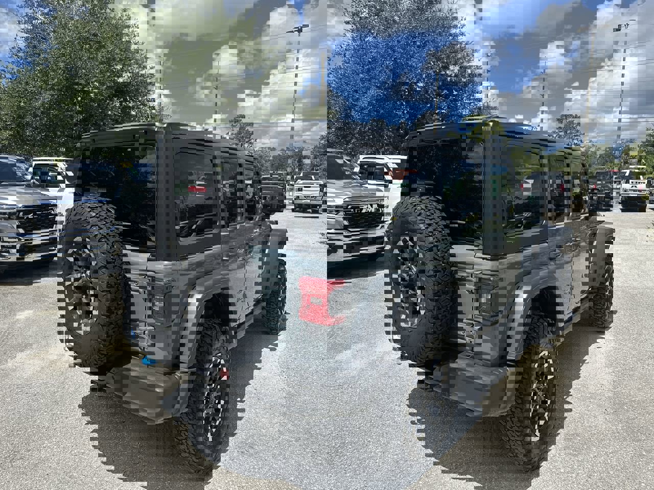 2024 Jeep Wrangler 4xe Rubicon photo 2