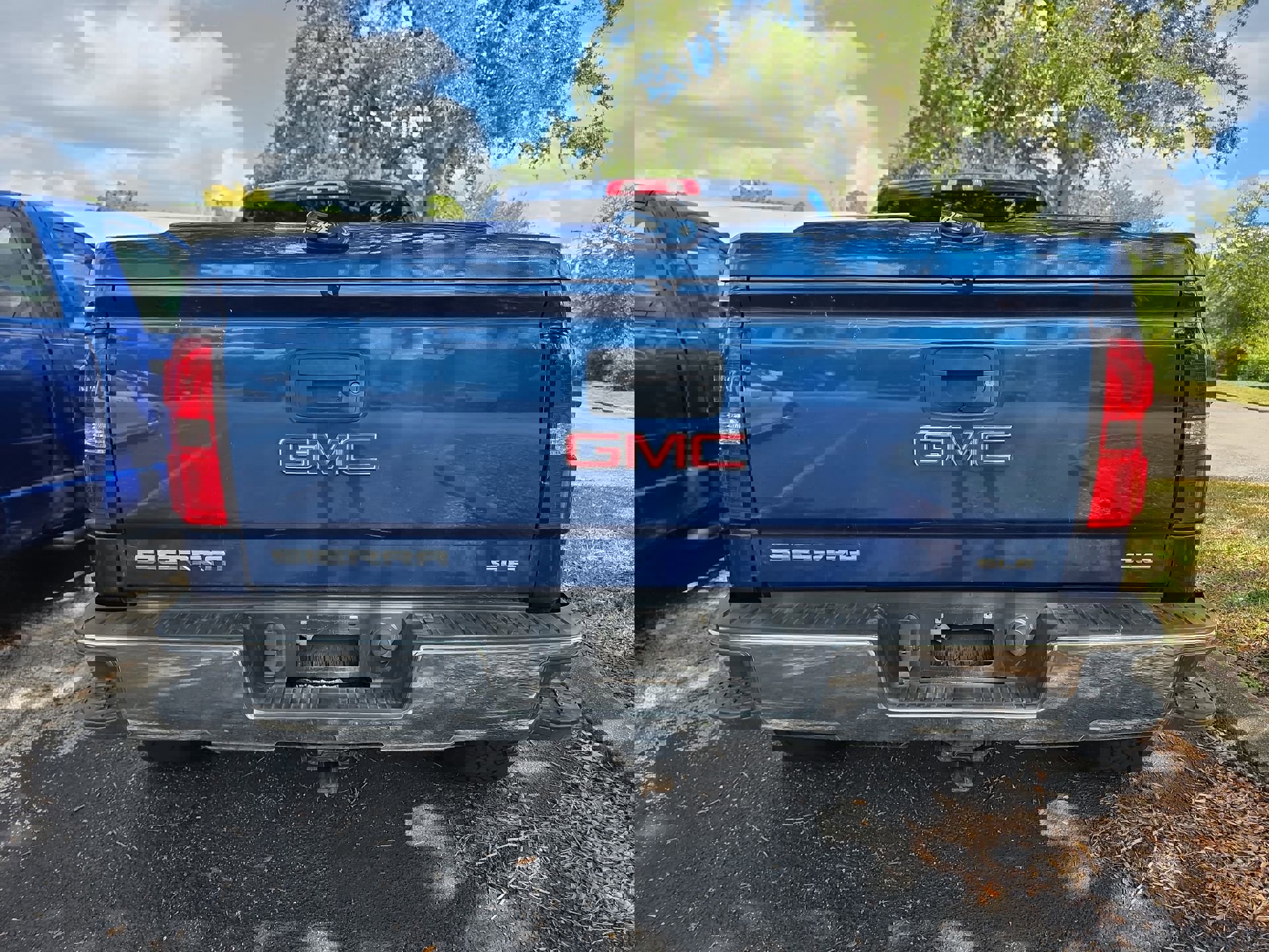 2017 Gmc Sierra 1500 SLE photo 3