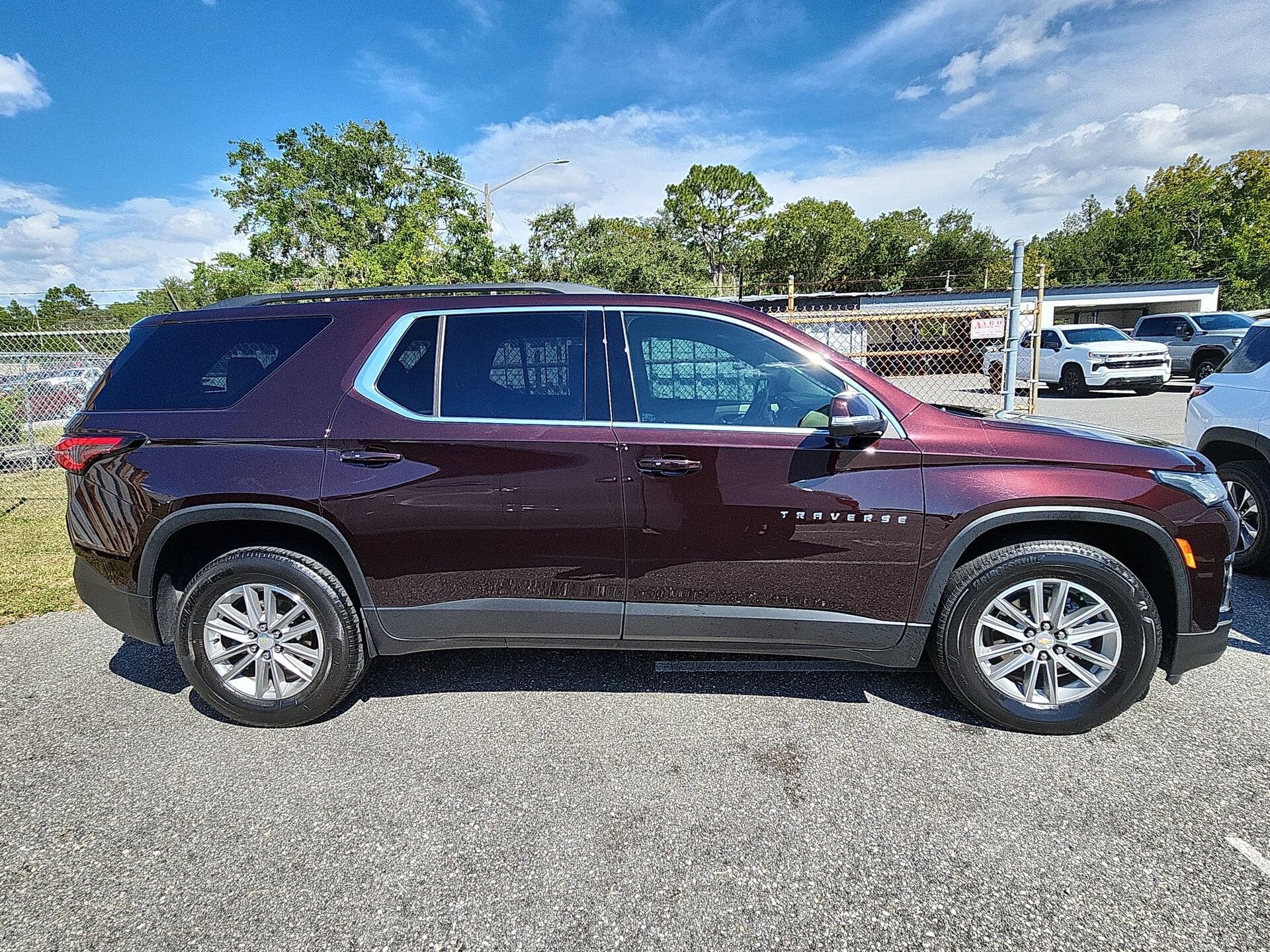 2022 Chevrolet Traverse Leather photo 4