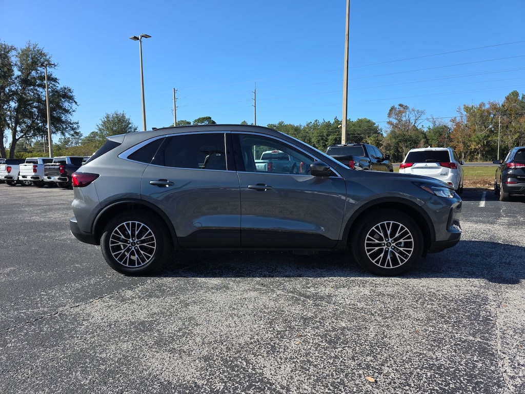 Used 2025 Ford Escape PHEV PHEV FWD