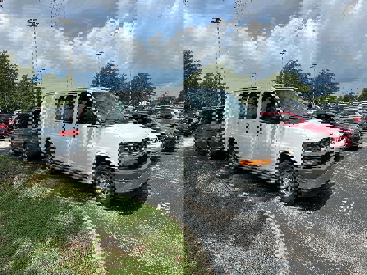 2021 Chevrolet Express Cargo Work Van photo 2