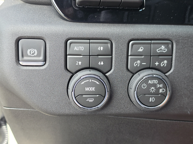 2026 Chevrolet Silverado 2500 HD ZR2 - Photo 36