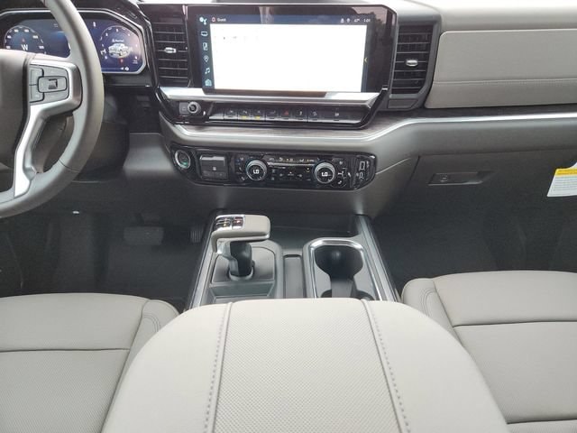 2026 Chevrolet Silverado 1500 LTZ - Photo 21