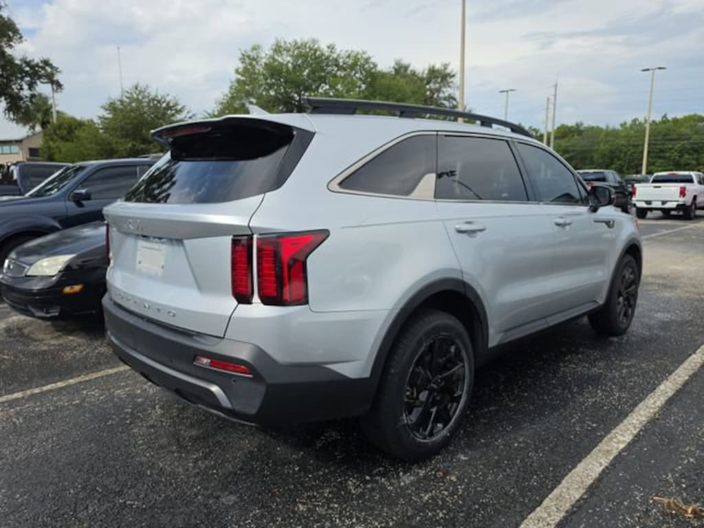 Used 2022 Kia Sorento X-Line S