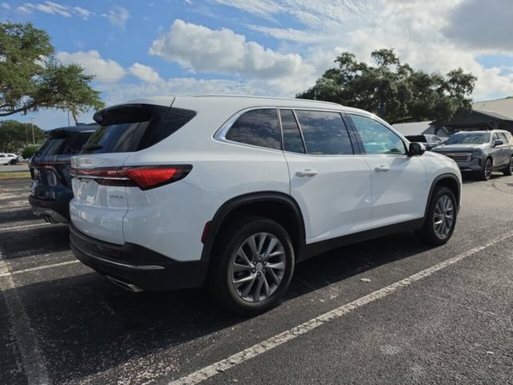 Used 2025 Buick Enclave Preferred SUV