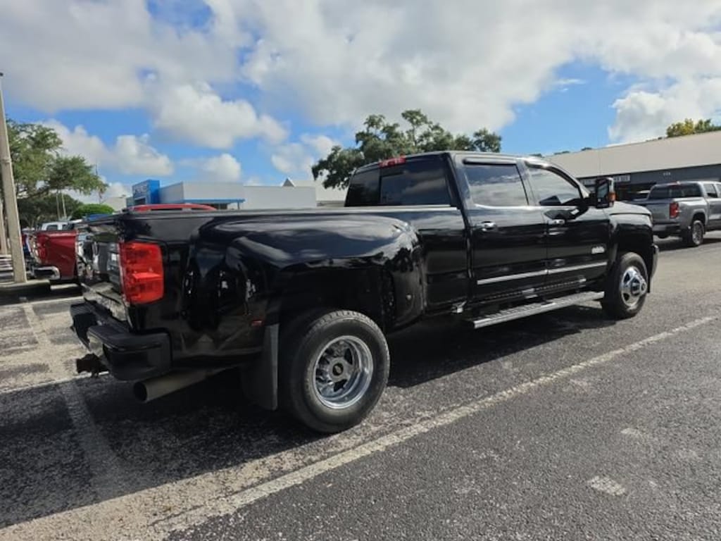 Used 2016 Chevrolet Silverado 3500 HD High Country Truck
