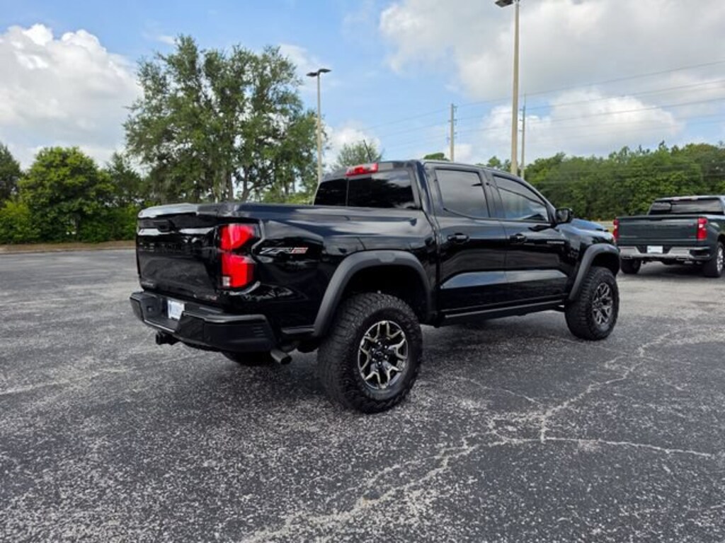 Used 2025 Chevrolet Colorado ZR2 Truck