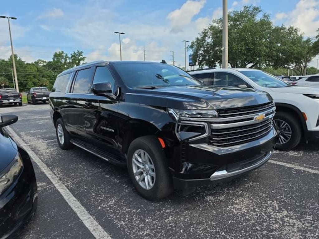 Used 2024 Chevrolet Suburban LT SUV