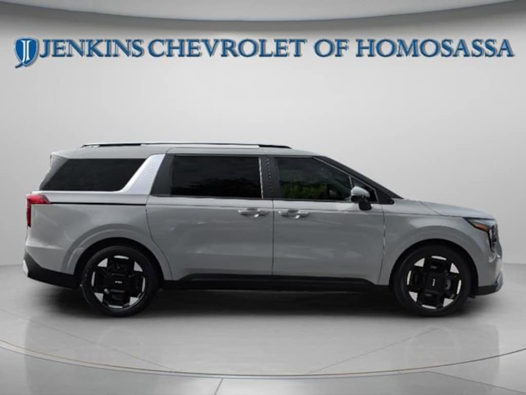 Used 2025 Kia Carnival MPV EX Minivan
