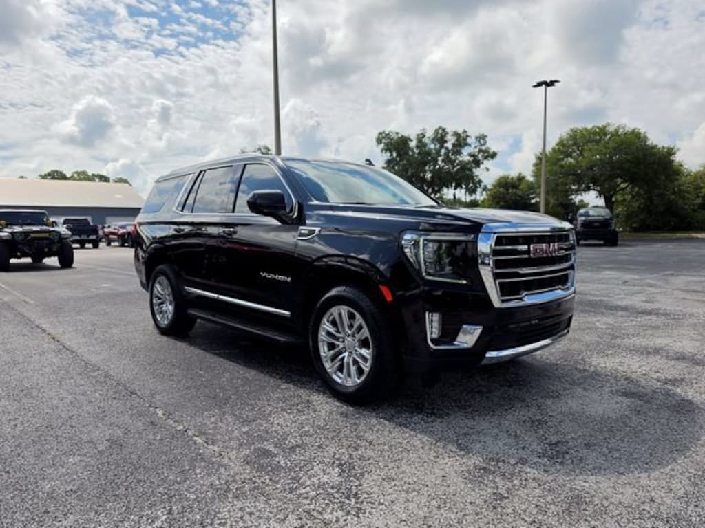 Used 2023 GMC Yukon SLT SUV