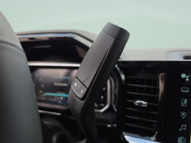 2026 Chevrolet Silverado 2500 HD ZR2 - Photo 37