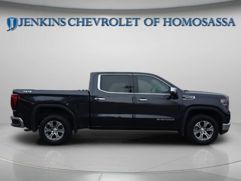Used 2025 GMC Sierra 1500 SLT Truck