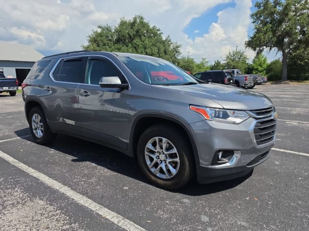 Used 2020 Chevrolet Traverse LT Cloth SUV