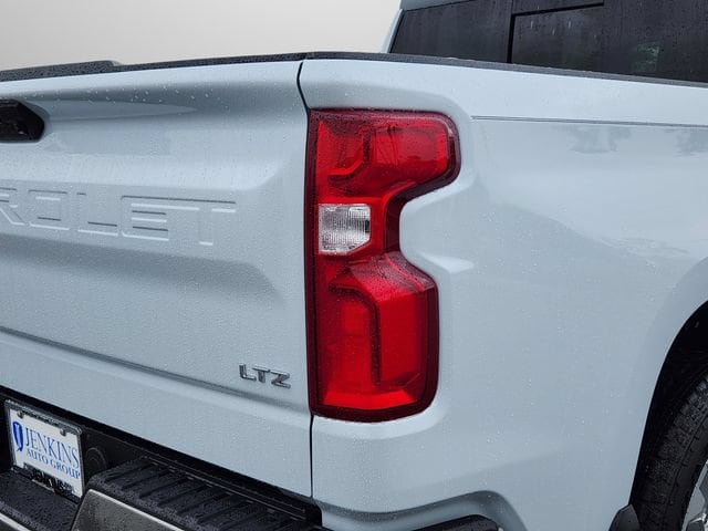 2026 Chevrolet Silverado 1500 LTZ - Photo 14