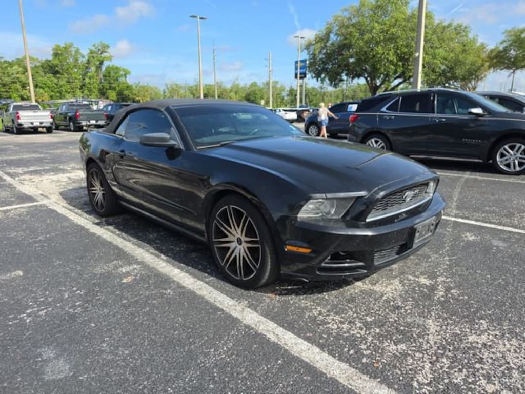 Used 2014 Ford Mustang V6 Convertible