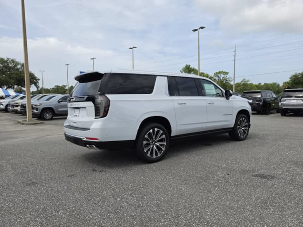 New 2026 Chevrolet Suburban High Country SUV