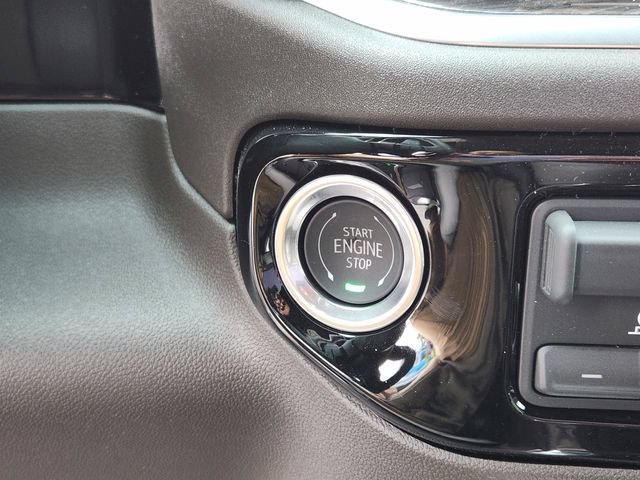 2026 Chevrolet Silverado 1500 LTZ - Photo 40