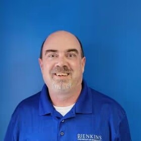 Staff member Mark Ratzel from ID_da640c