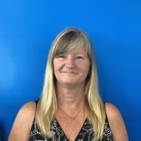 Staff member Carrie Farr from ID_6d1913