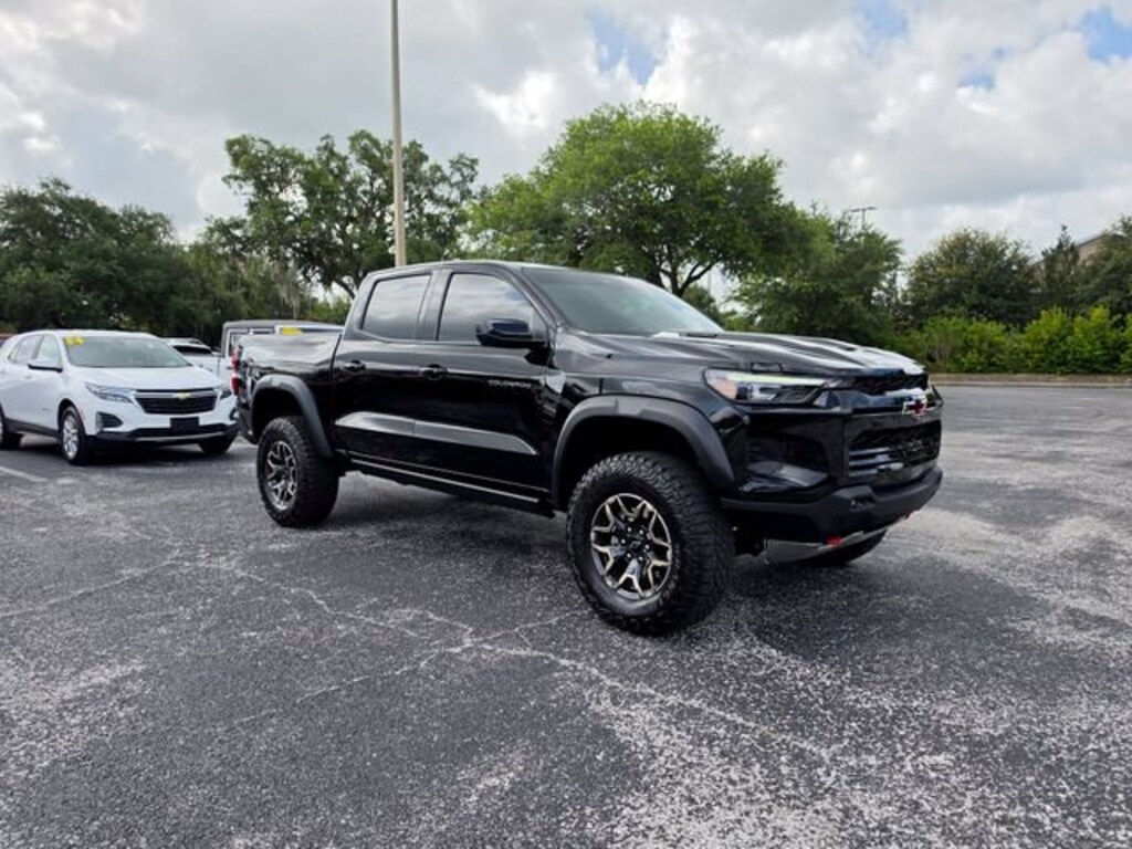 Used 2025 Chevrolet Colorado ZR2 Truck