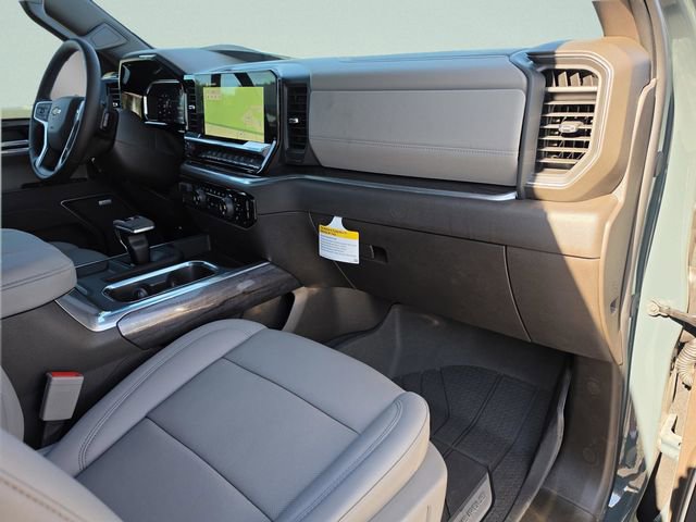 2026 Chevrolet Silverado 1500 LTZ - Photo 14