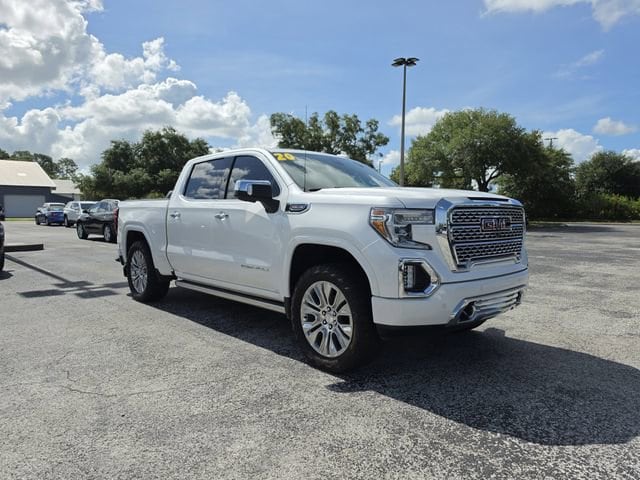 2020 GMC Sierra 4WD Crew Cab Short Box Denali's photo