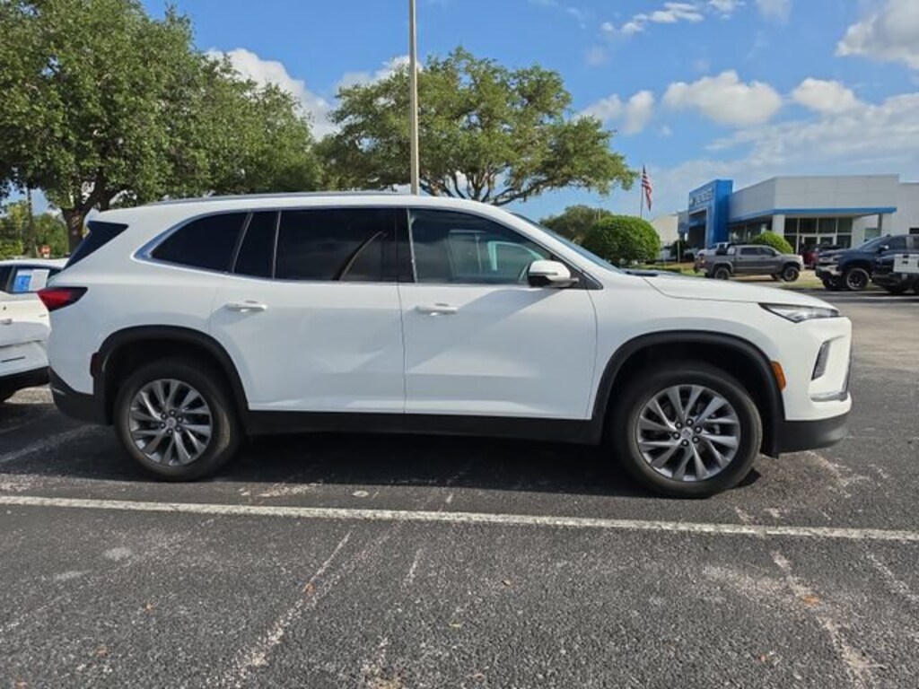 Used 2025 Buick Enclave Preferred SUV