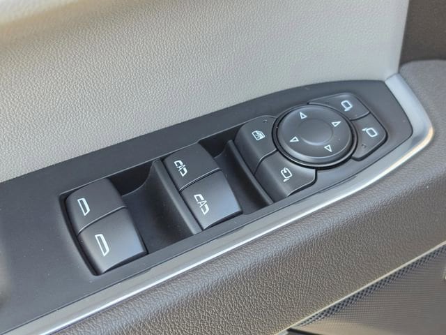 2026 Chevrolet Silverado 1500 LTZ - Photo 20