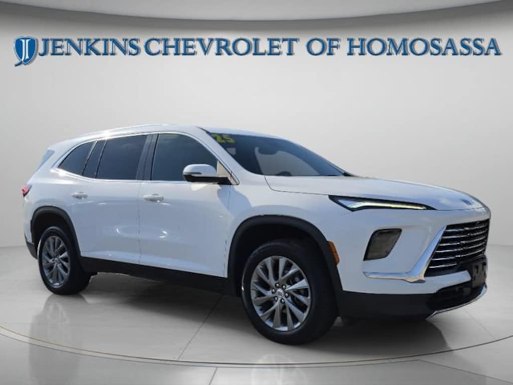 Used 2025 Buick Enclave Preferred SUV