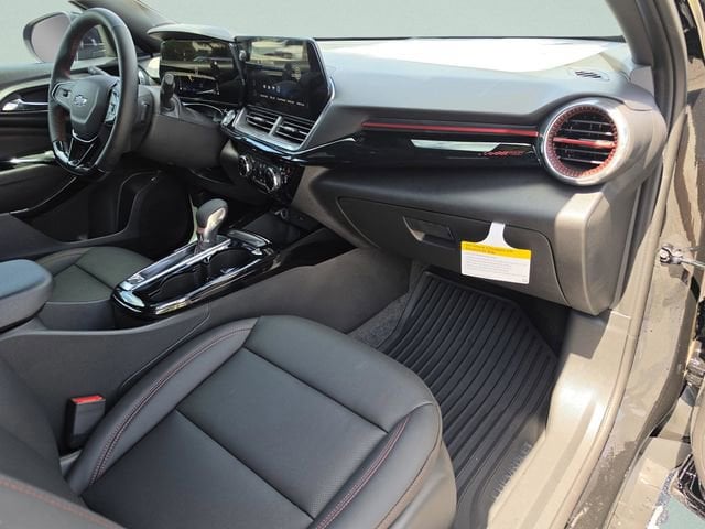2026 Chevrolet Trax RS - Photo 14