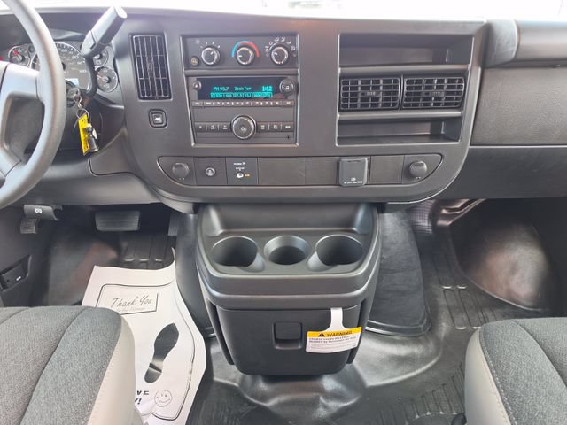 2026 Chevrolet Express Cargo Work Van - Photo 17