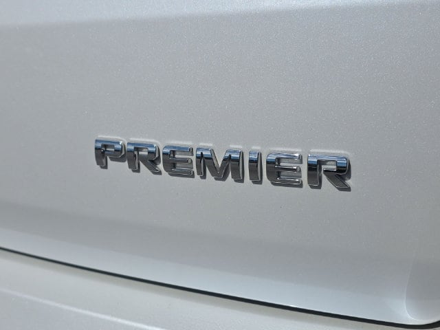2022 Chevrolet Traverse Premier - Photo 17