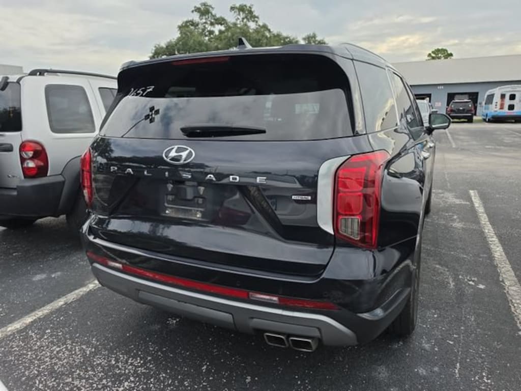 Used 2024 Hyundai Palisade Limited