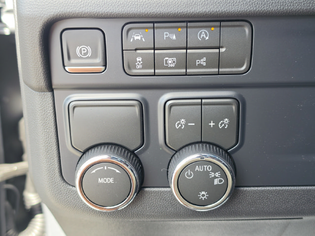 2026 Chevrolet Tahoe LS - Photo 31