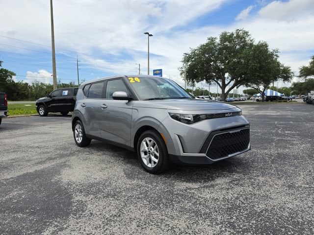 2024 Kia Soul LX