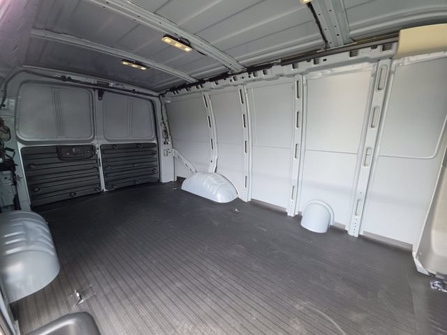 2026 Chevrolet Express Cargo Work Van - Photo 19
