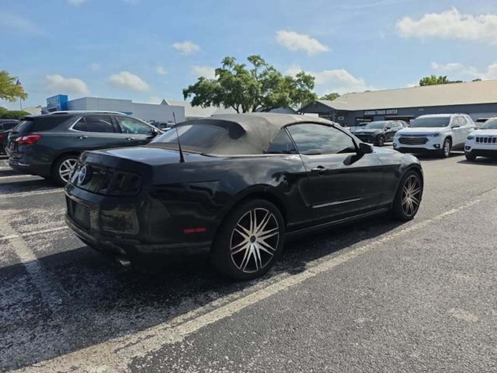 Used 2014 Ford Mustang V6 Convertible