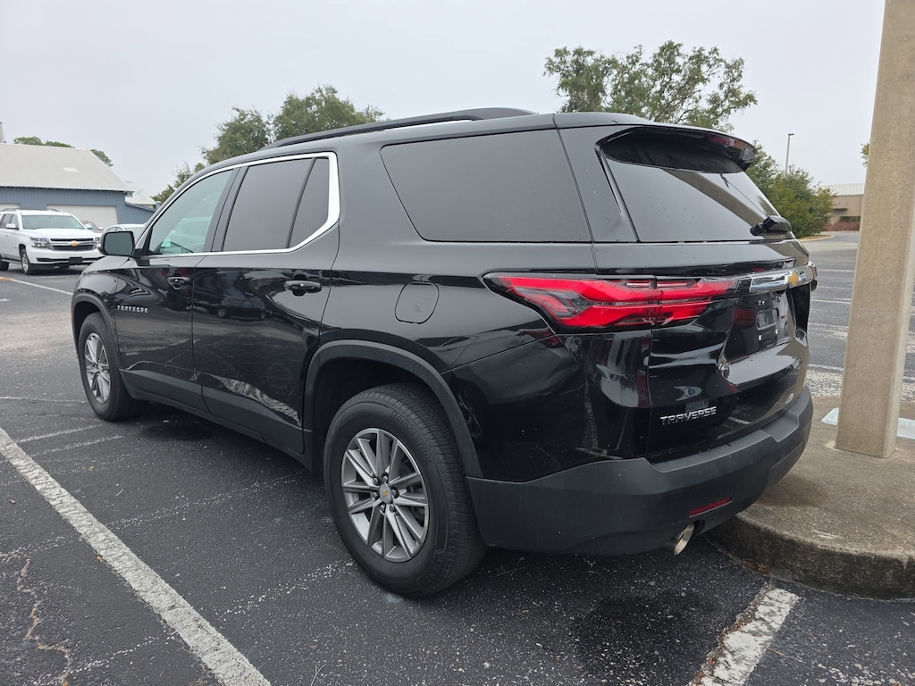 Used 2023 Chevrolet Traverse LT Leather SUV