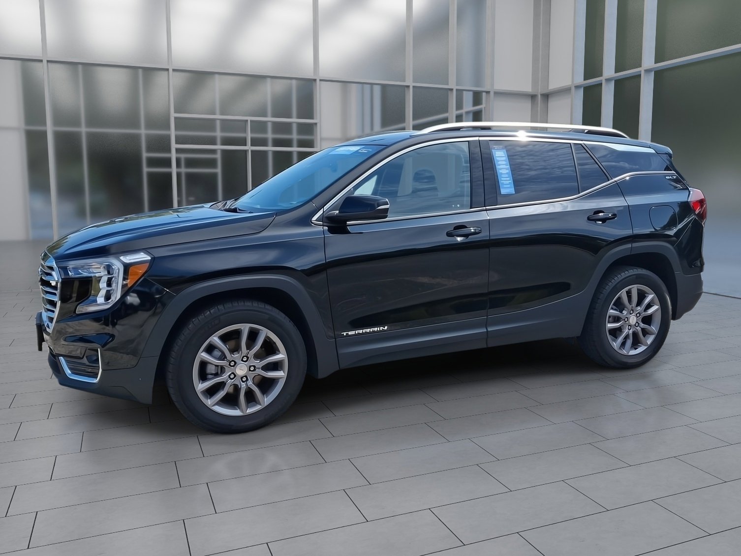 2024 Gmc Terrain SLT photo 2