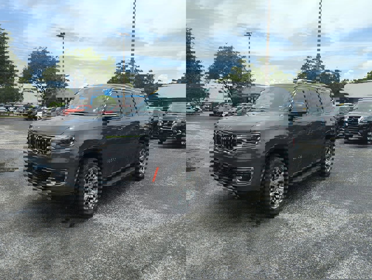 2022 Jeep Wagoneer Series II photo 2