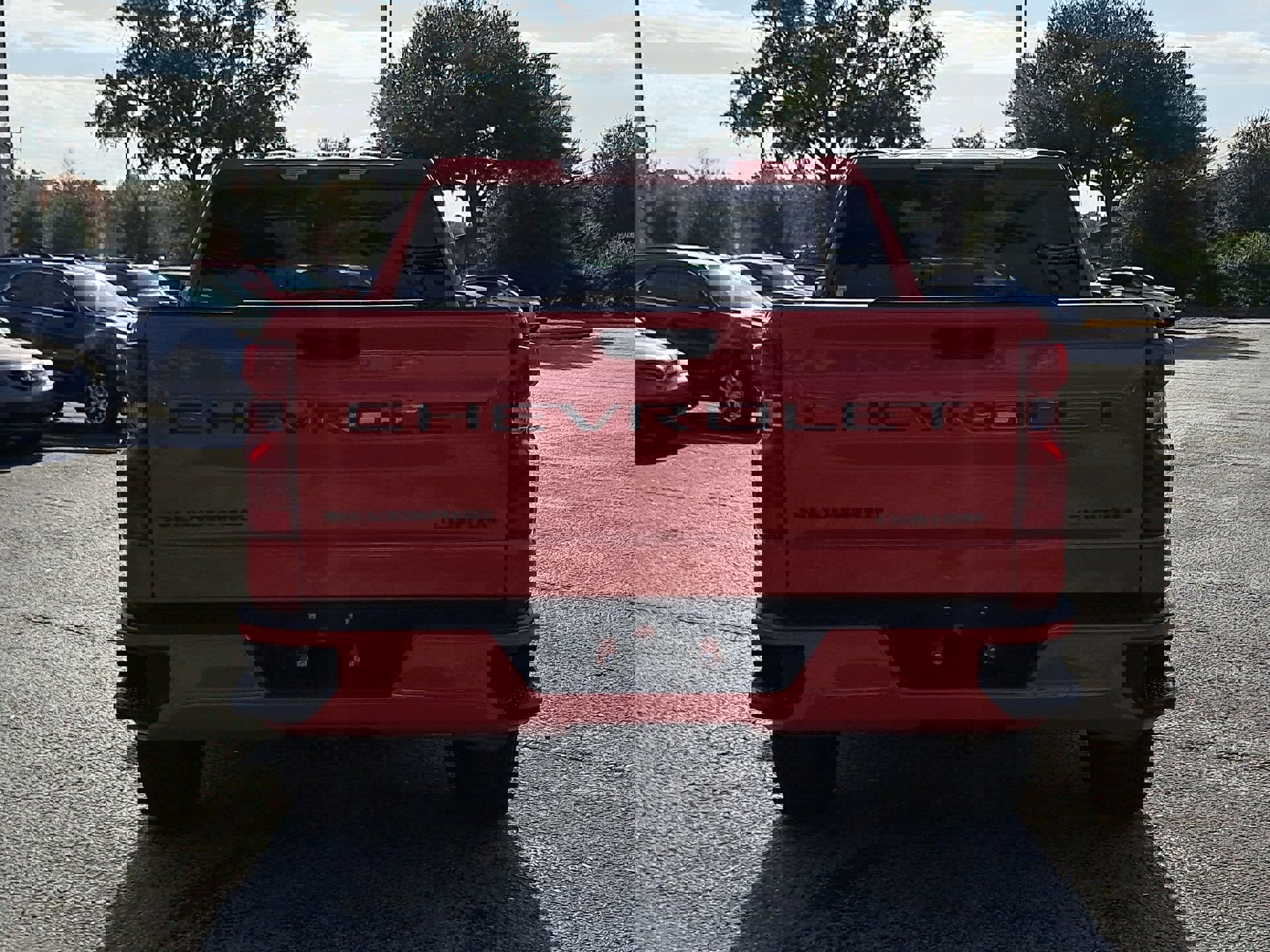2023 Chevrolet Silverado 1500 Custom photo 4