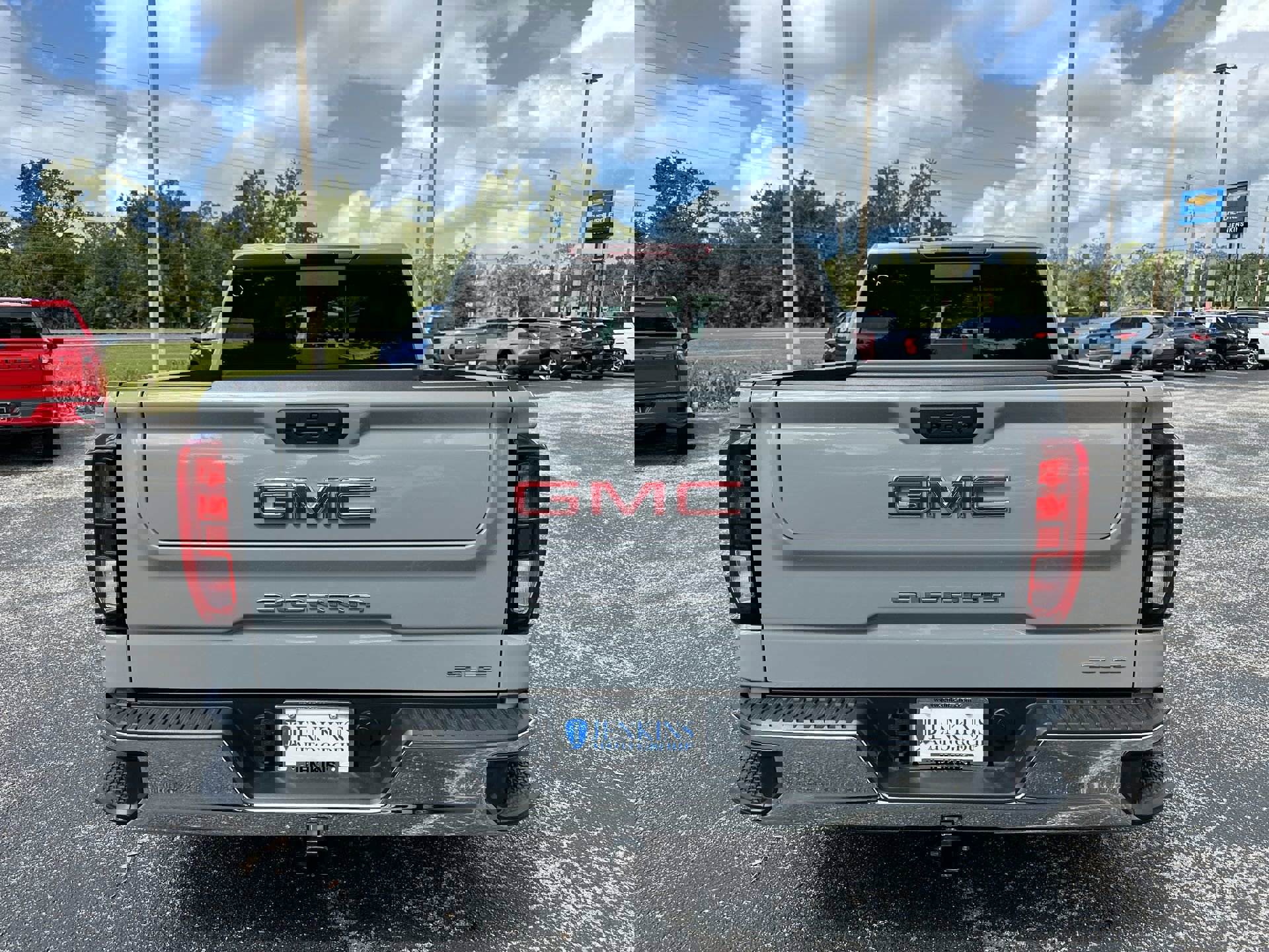 2024 Gmc Sierra 1500 SLE photo 3